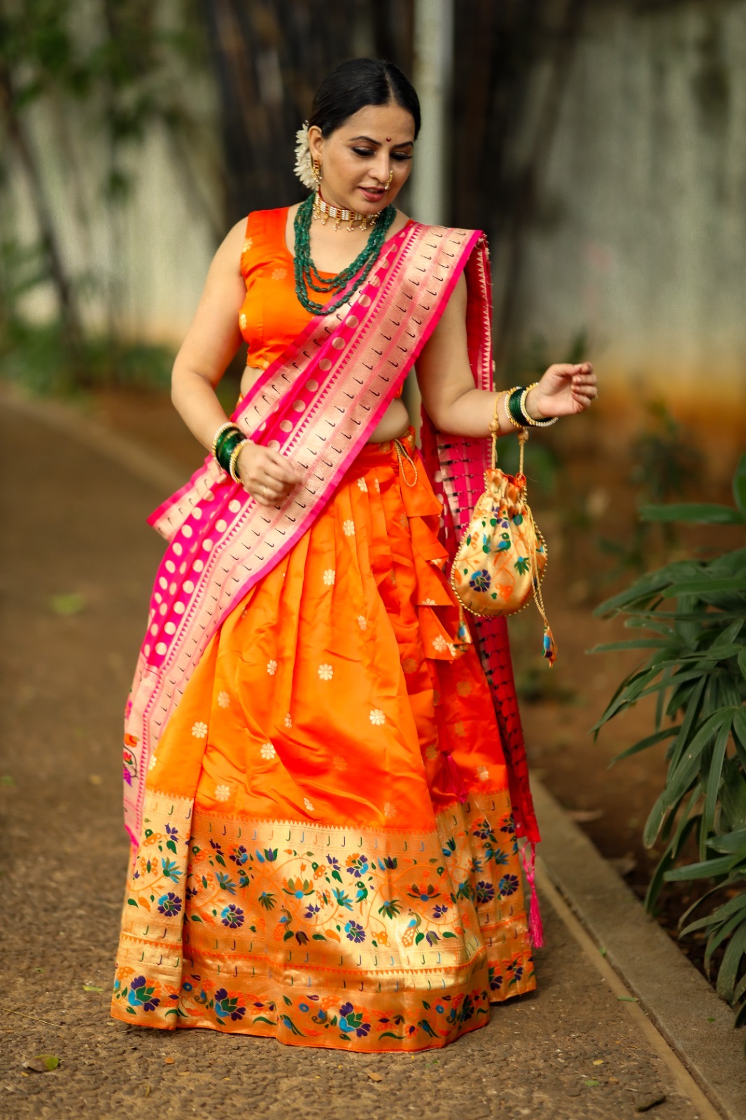 Lehenga Choli Paithani - Image 4