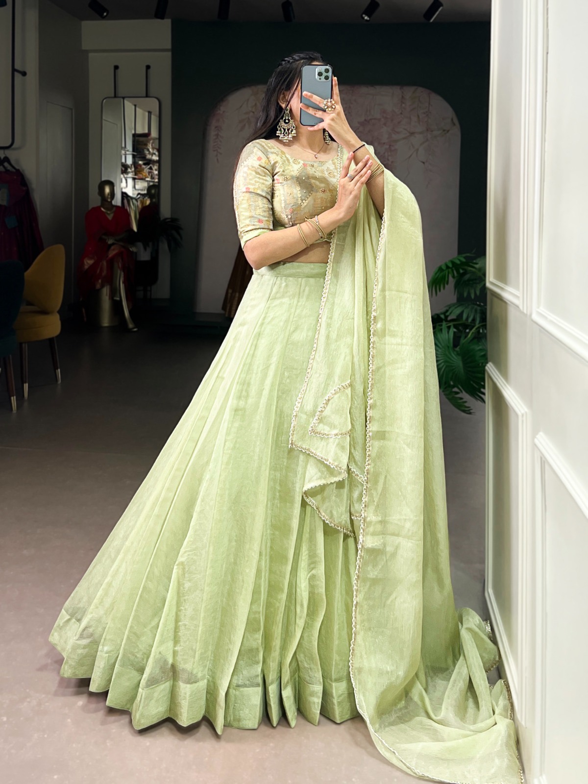 Lahenga Choli - Image 4